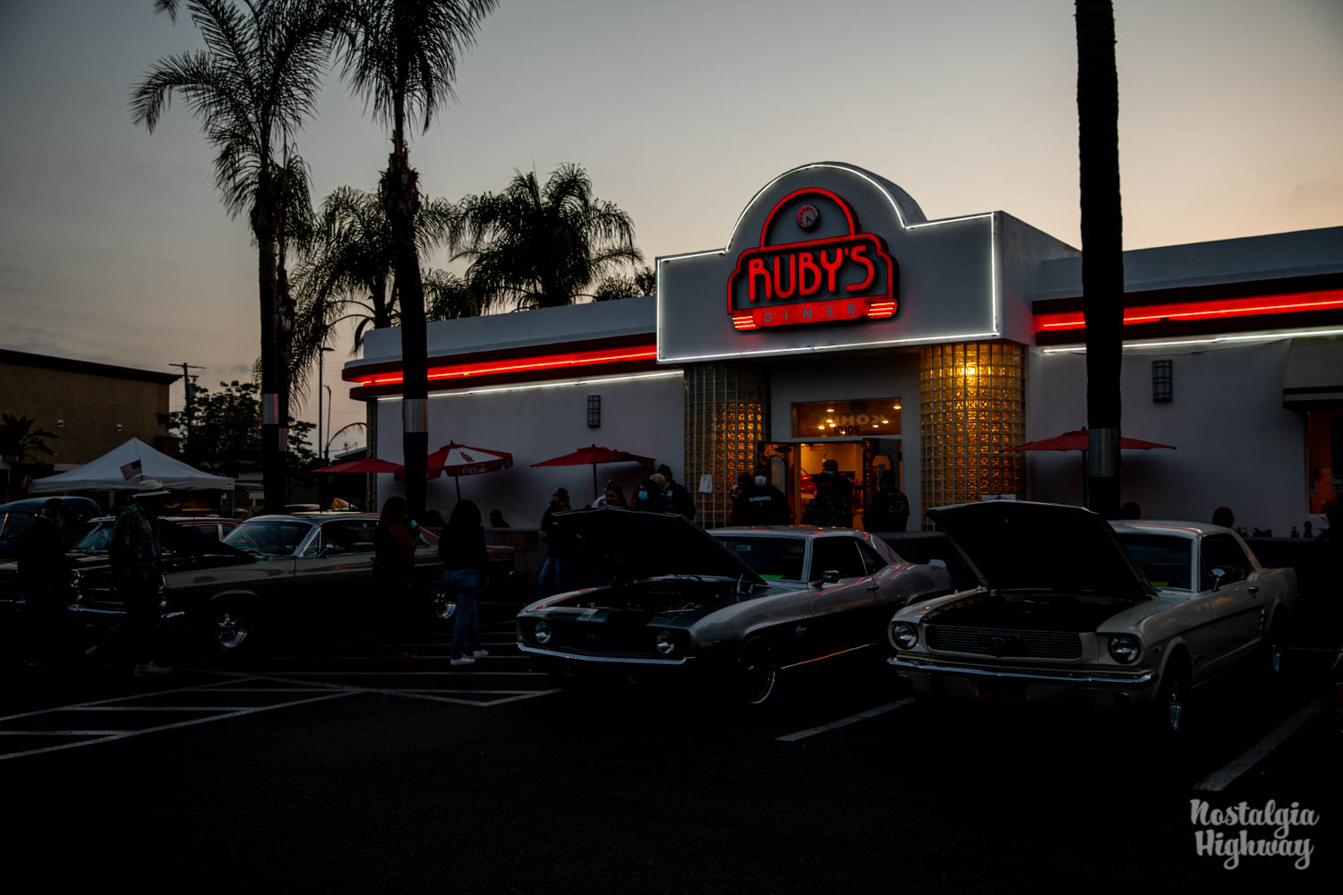 Ruby’s Diner Whittier Friday Night CruiseIn 5721 CarBuff Network